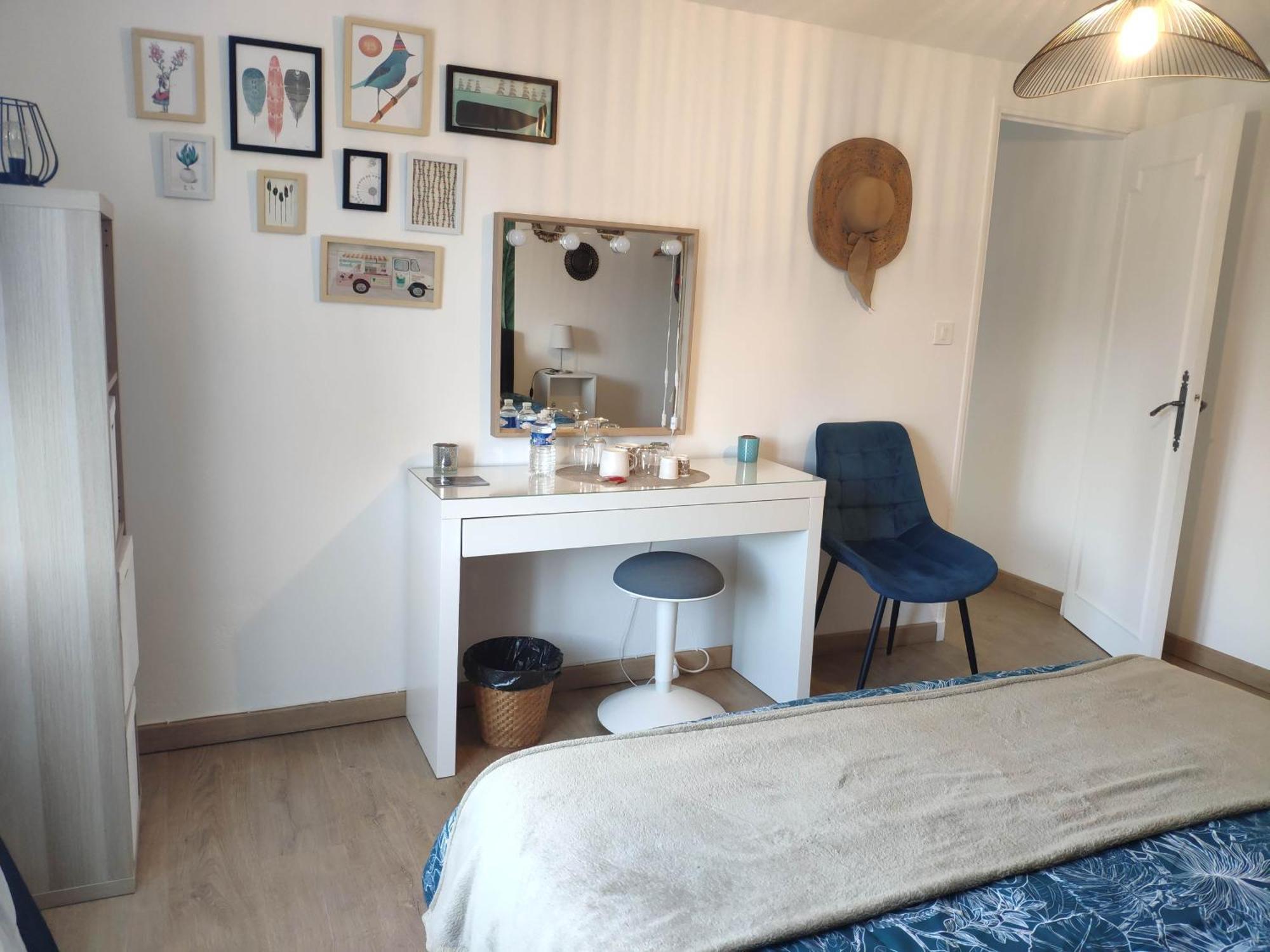 La Tourelle Suite Cosy Entre Vignoble Aixois Et Luberon Le Puy-Sainte-Réparade Dış mekan fotoğraf